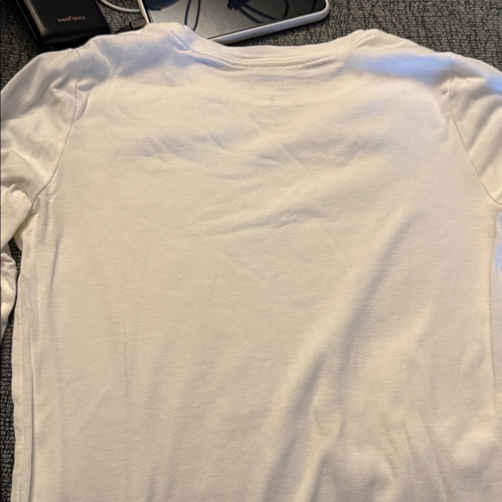 GAP Cream/White Favorite Crew Shirt - Size Small - Picture 10 of 15